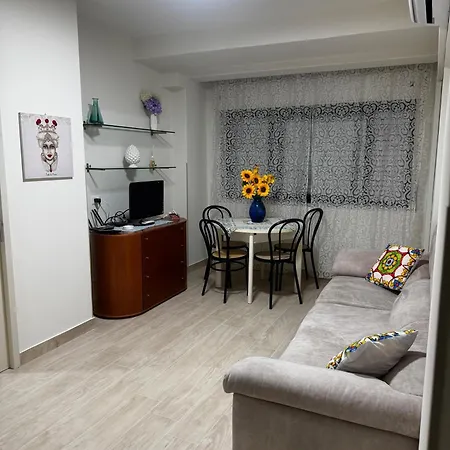 דירה La Casa Di Dafne מסינה